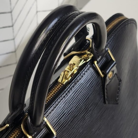 Authentic Pre-Owned Louis Vuitton Black Epi Alma Handbag - Picture 6 of 10